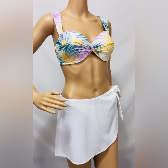 Shade & Shore Tropical Print Lightly Lined Bikini Top Crisscross Front 3… - Picture 3 of 12